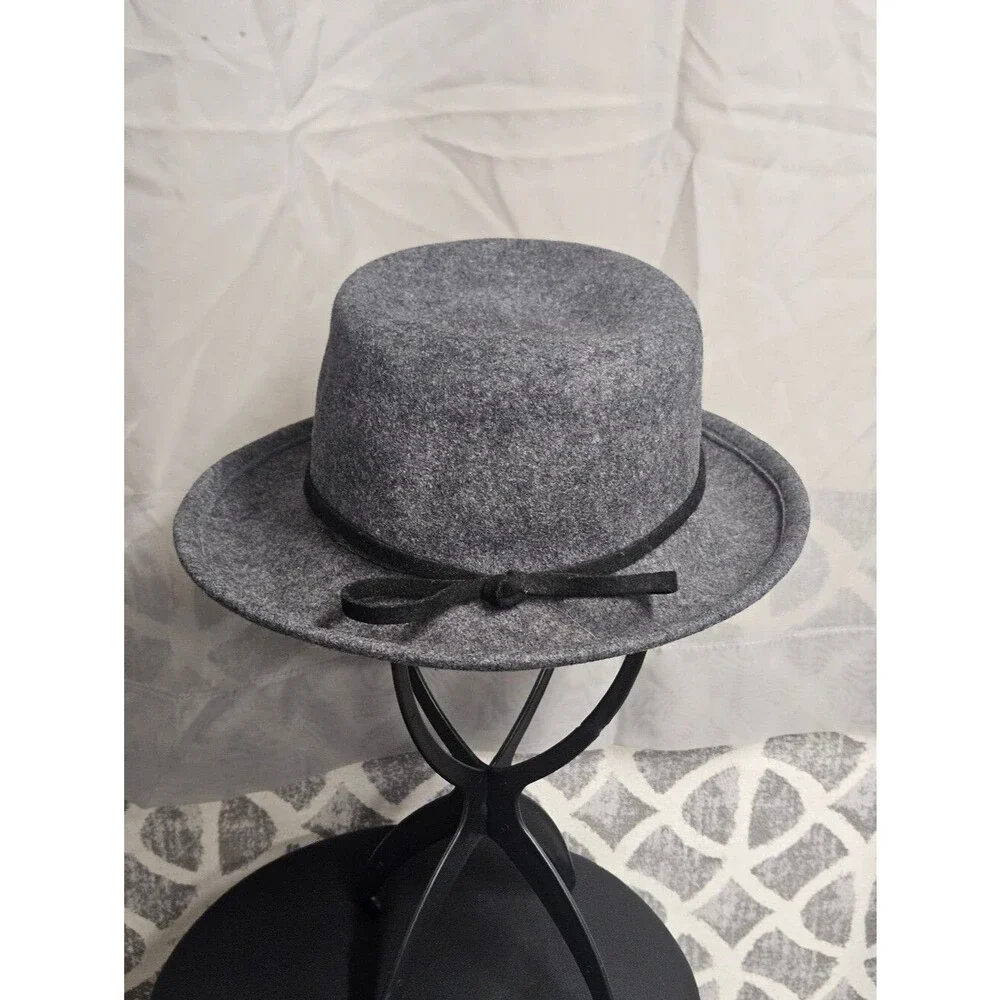 Vintage Betmar Street Smart Union Made Gray Wool Felt Fedora Hat Attached Scarf